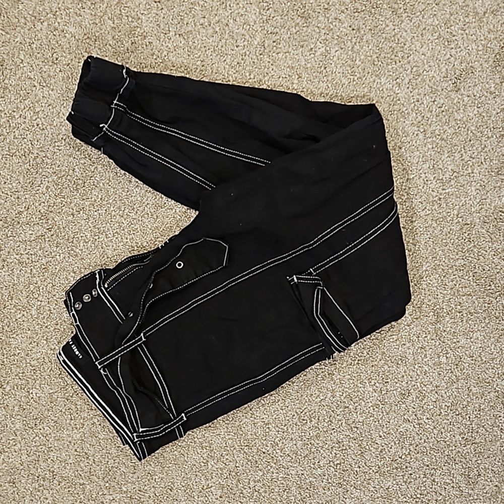 Almost Famous black jeans size small